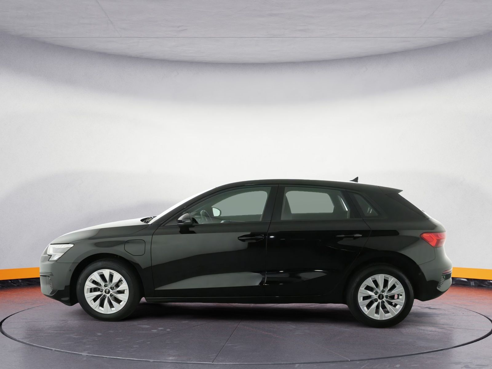 Audi A3 Sportback 40 TFSI e S tronic - Samsaru's Car Outlet