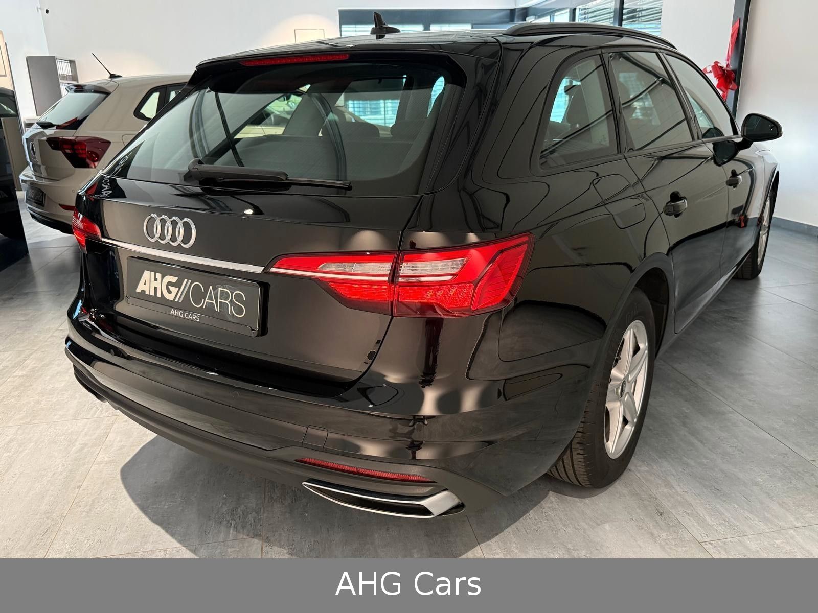 Audi A4 Avant 2.0 TDI DSG - Samsaru's Car Outlet