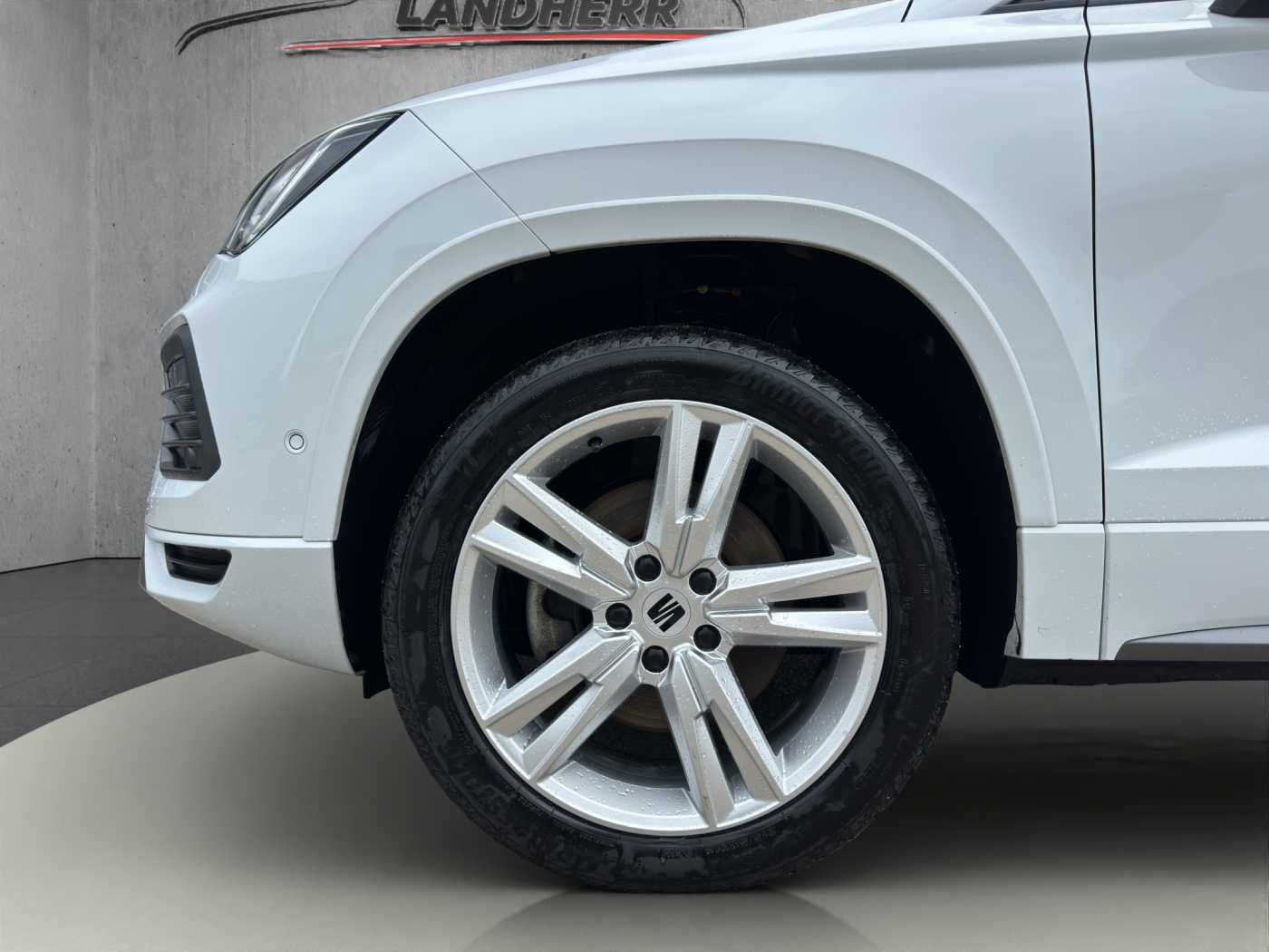 Seat Ateca 2.0 TDI FR //5 J. Garantie /Navi/Sitzheizu