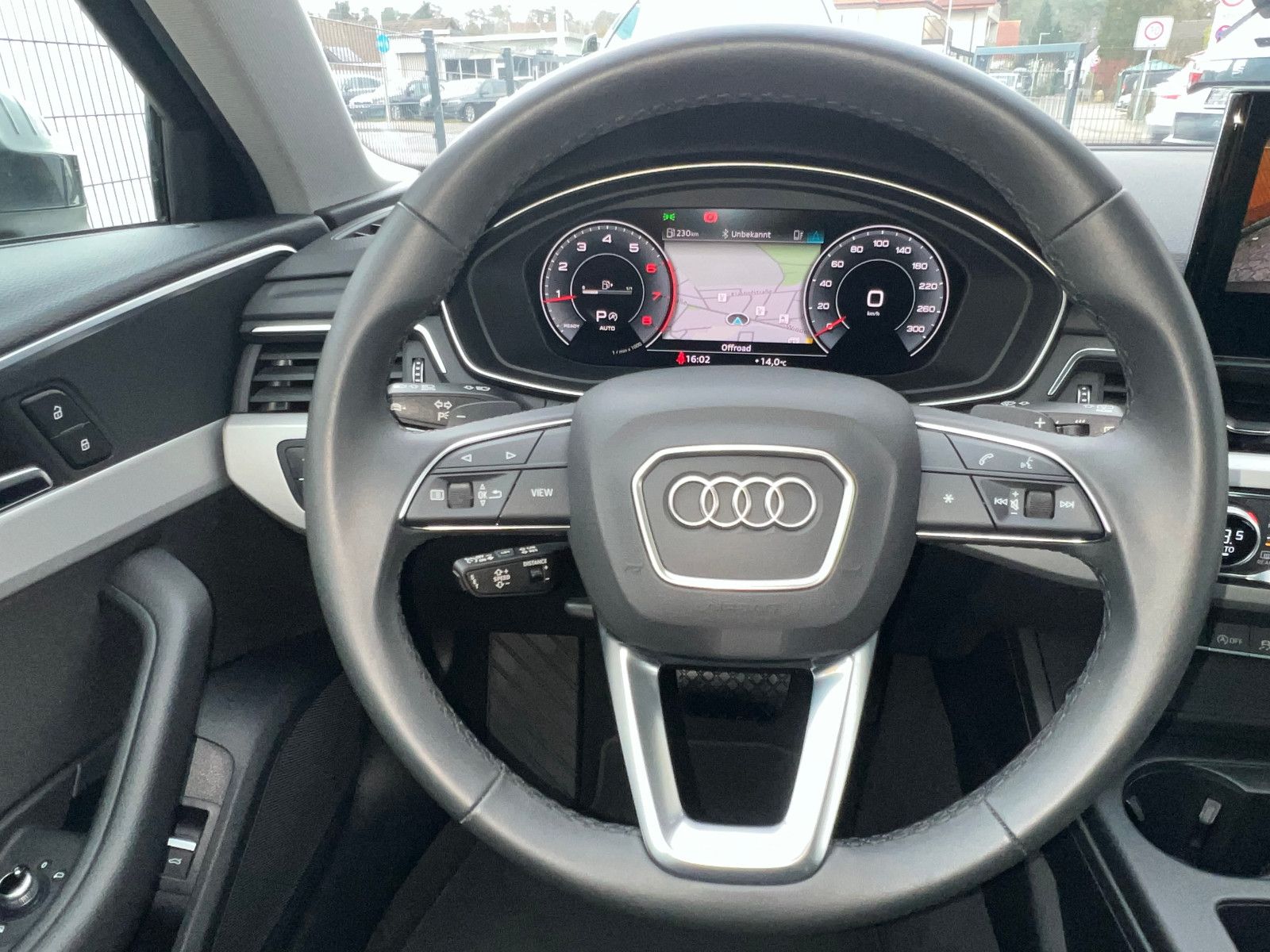 Audi A4 Avant 40 S line - Samsaru's Car Outlet