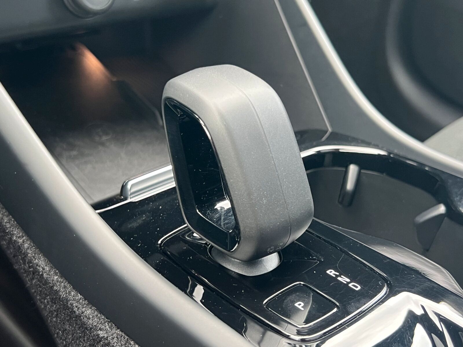 Volvo XC40 T4 Ultimate Dark AHK|PANO|CONNECT|LED|