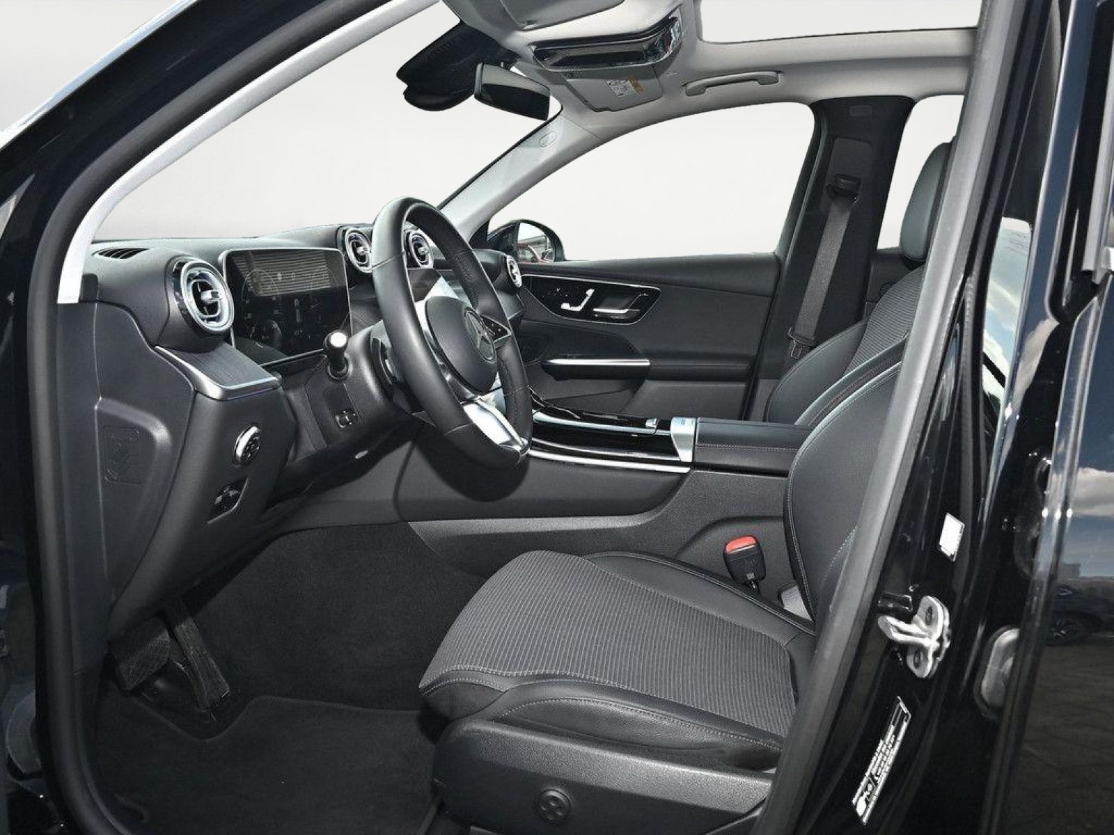 Mercedes-Benz GLC 220 d 4M Avantgarde Advanced Plus - Samsaru's Car Outlet