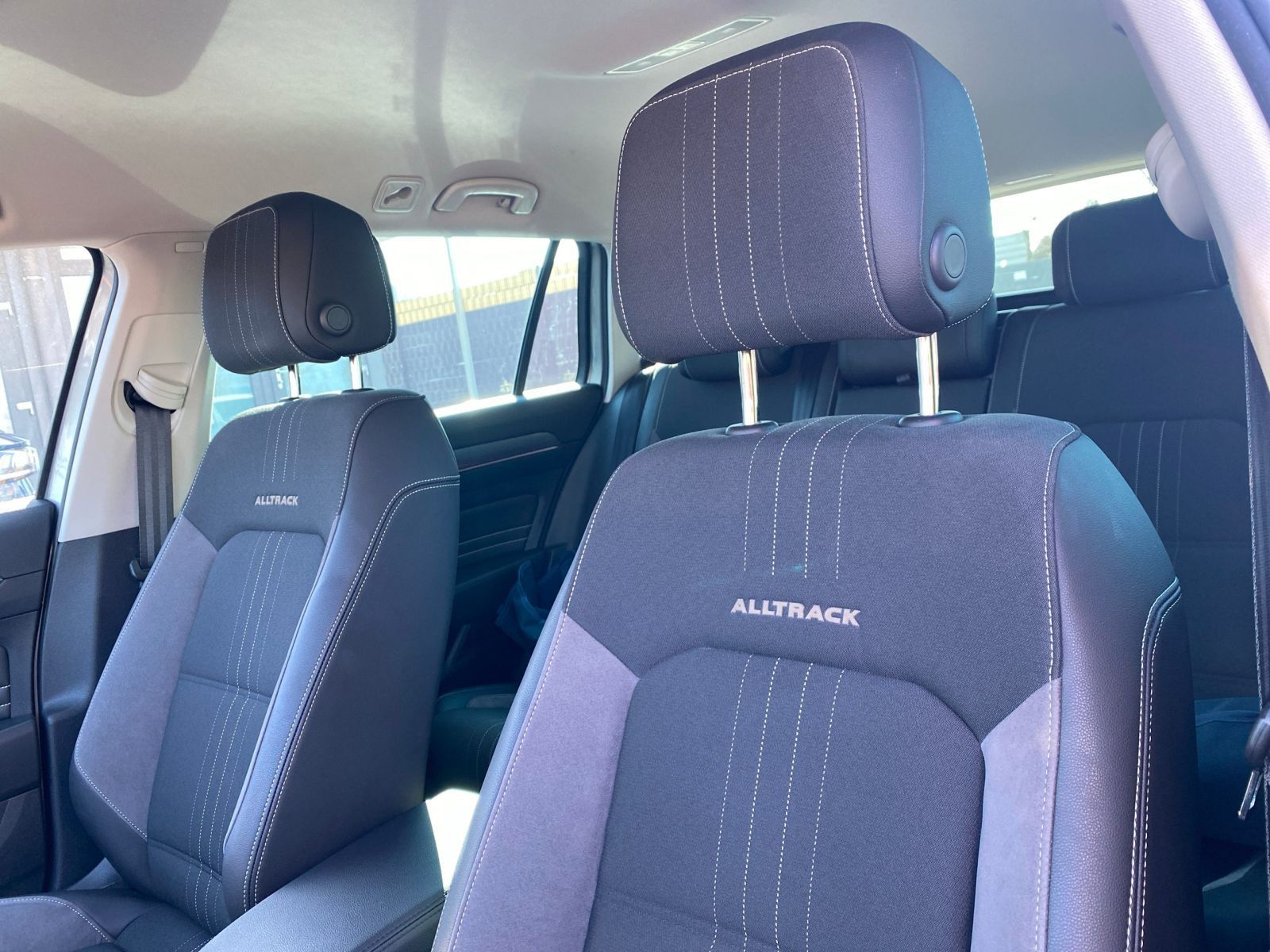 Volkswagen Passat Variant 2.0 TDI Alltrack 4Motion AHK Stan