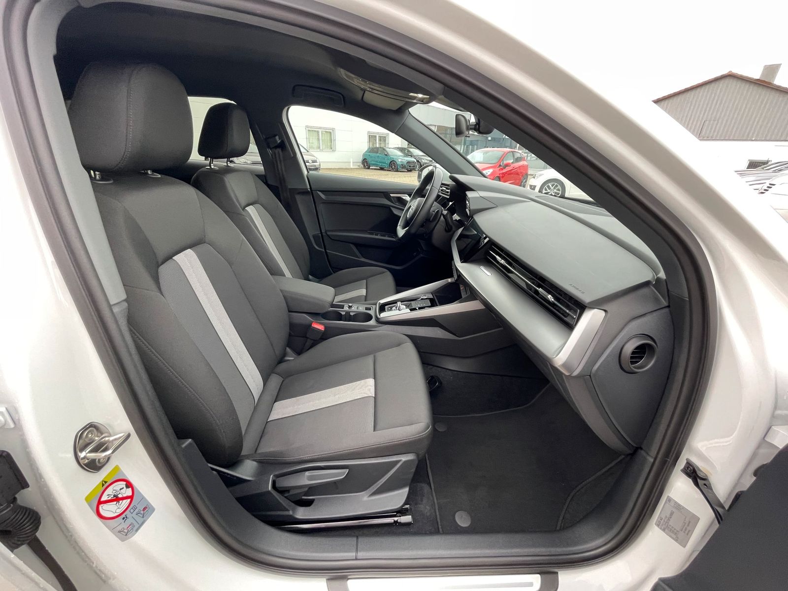 Audi A3 Spb. 40 TFSIe advanced NAV VIRTUAL DAB