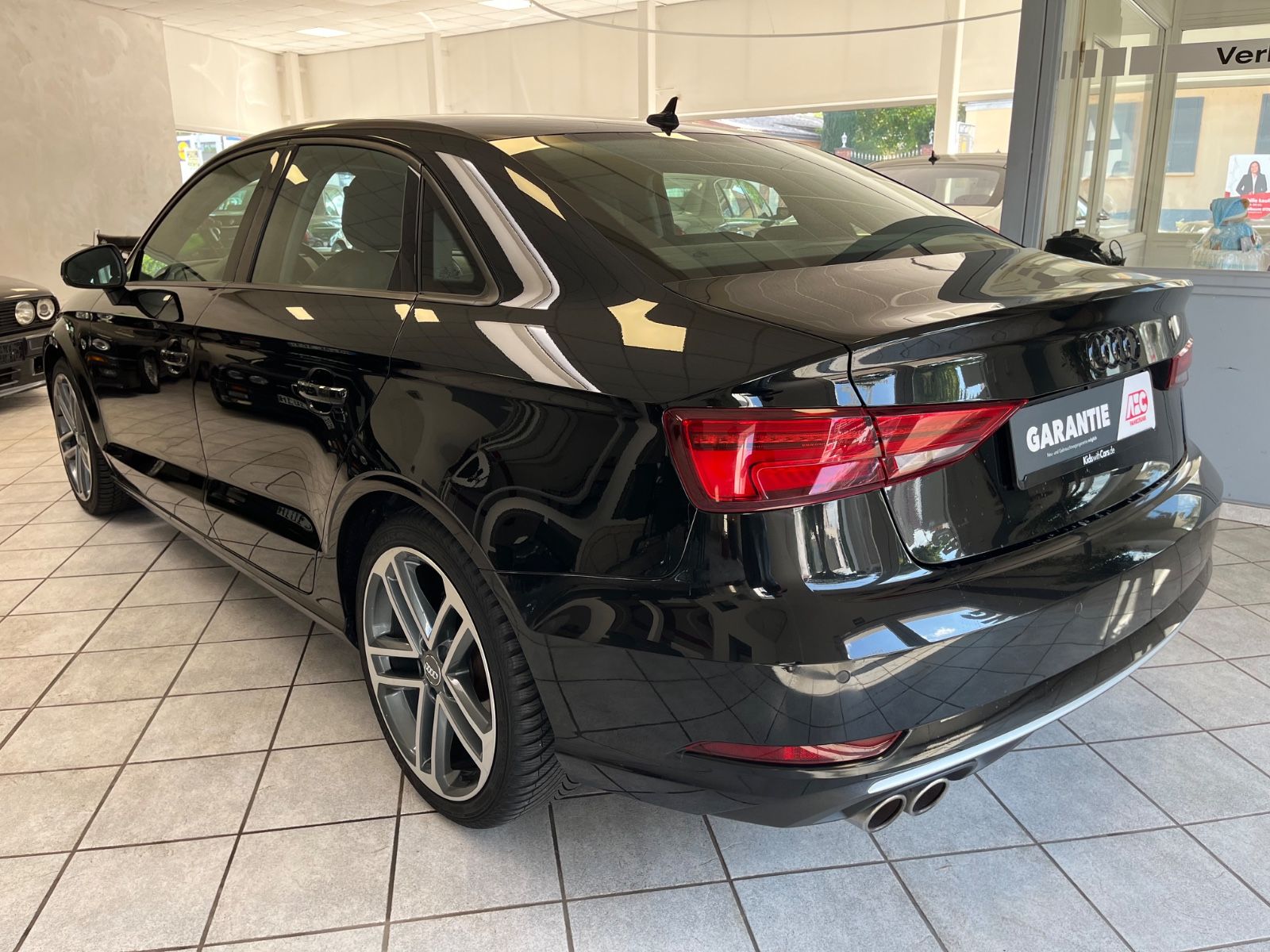 Audi A3 Lim. 40 TFSI Quattro S-Line Sport - Samsaru's Car Outlet