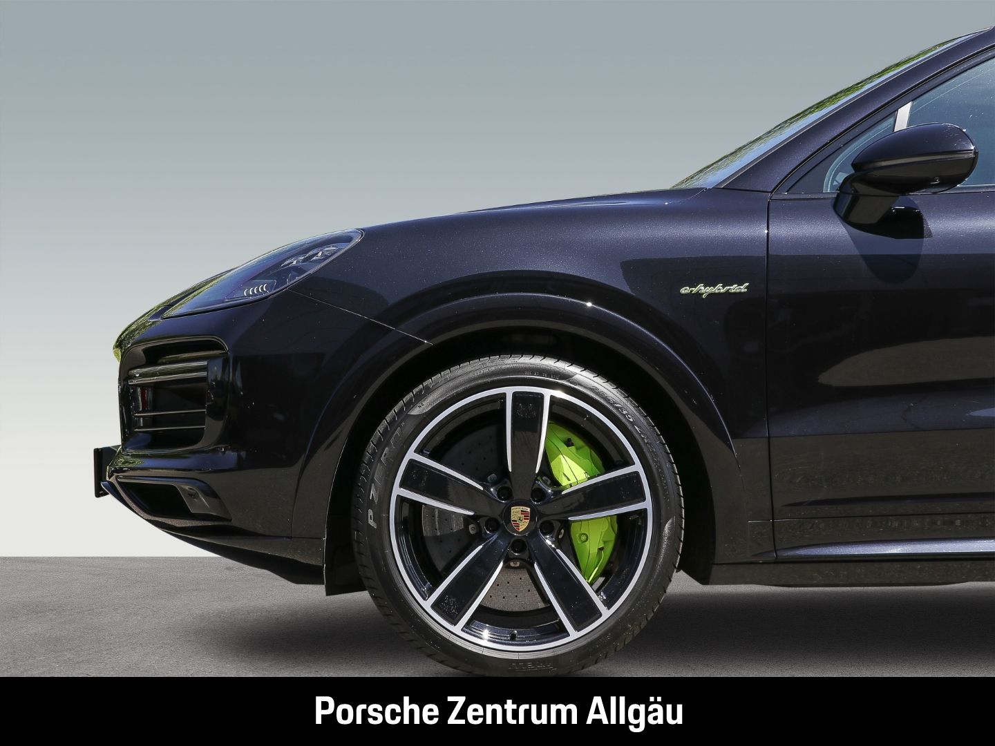 Porsche Cayenne Turbo S E-Hybrid Coupe Burmester
