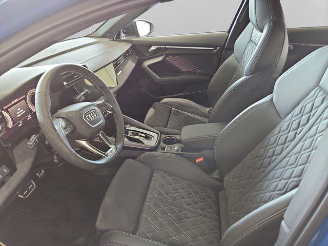 Audi A3 Limousine 35 TFSI S tronic S line *MATRIX*