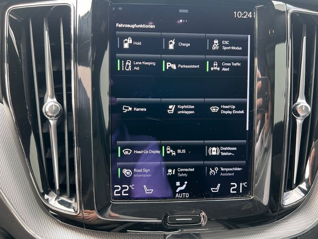 Volvo XC60 R-Design Recharge AWD T6 HUD StandHZG AHK A