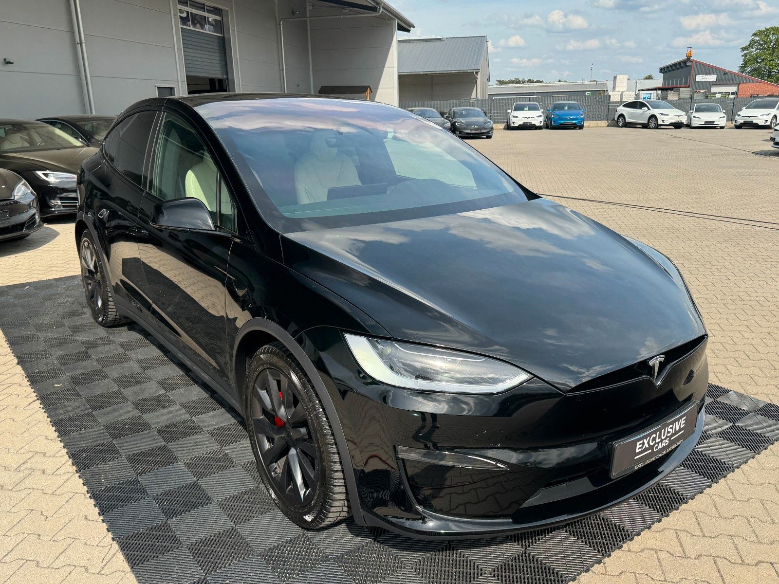 Tesla MODEL X PLAID | HARWARE 4 | 6SEAT | MATRIX LED