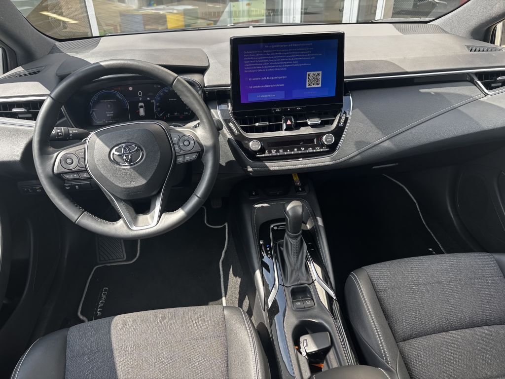 Toyota Corolla 2.0 Hybrid Touring Sports Team D. mit Te