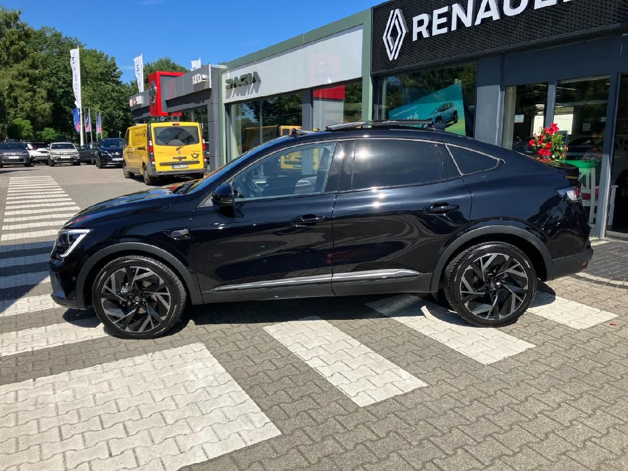 Renault Arkana Esprit Alpine TCe 160 EDC - Samsaru's Car Outlet