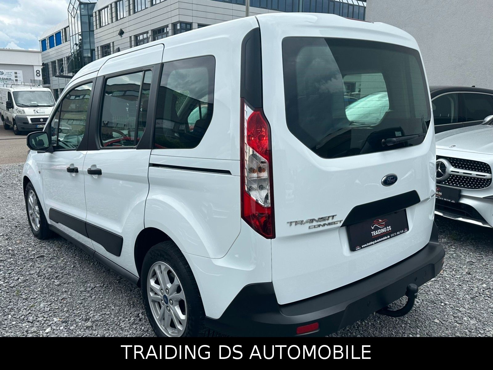 Ford Transit Connect - Samsaru's Car Outlet