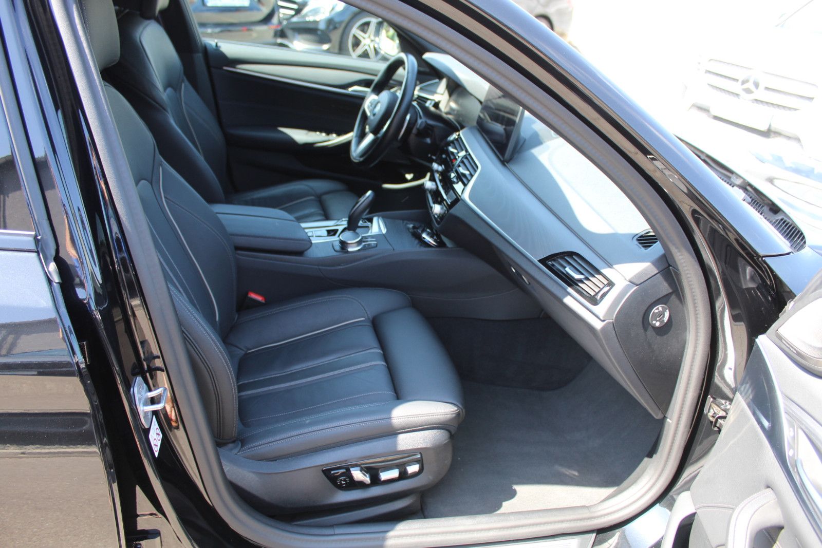 BMW 530d xDrive Tour. M Sportpaket PRO+Komfortsitz+