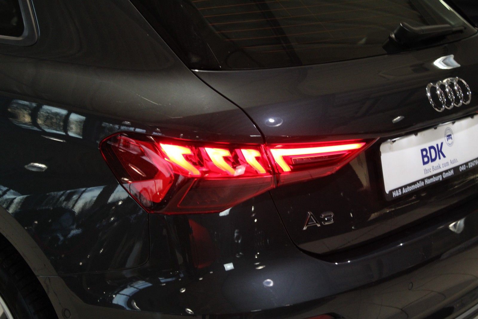 Audi A3 Sportback 35 TFSI advanced - Samsaru's Car Outlet