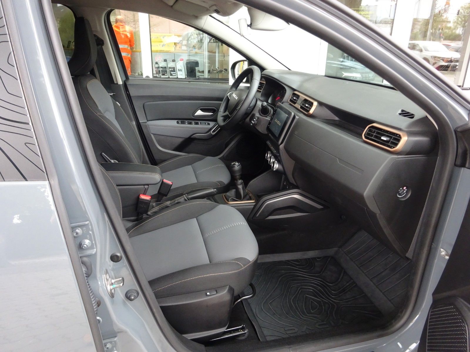 Dacia Duster II Extreme TCe150 4WD - Samsaru's Car Outlet