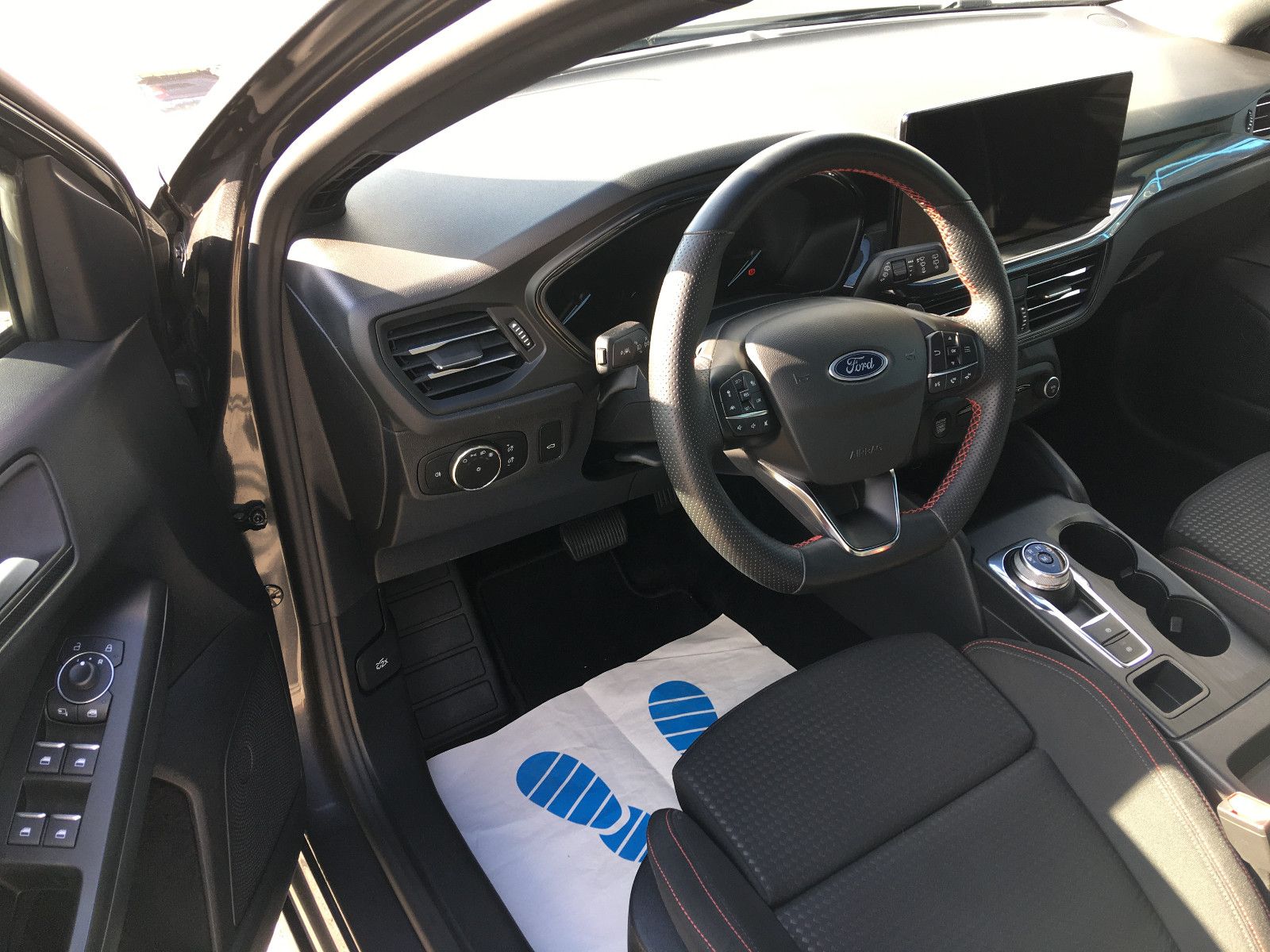 Ford Focus ST-Line Aut MatrixLED/ACC/KeyFree/AHK/Wint