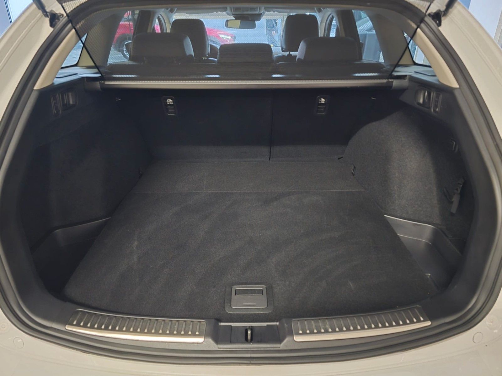 Mazda 6 Kombi Exclusive-Line *HUD*BOSE*SB*LEDER*360°