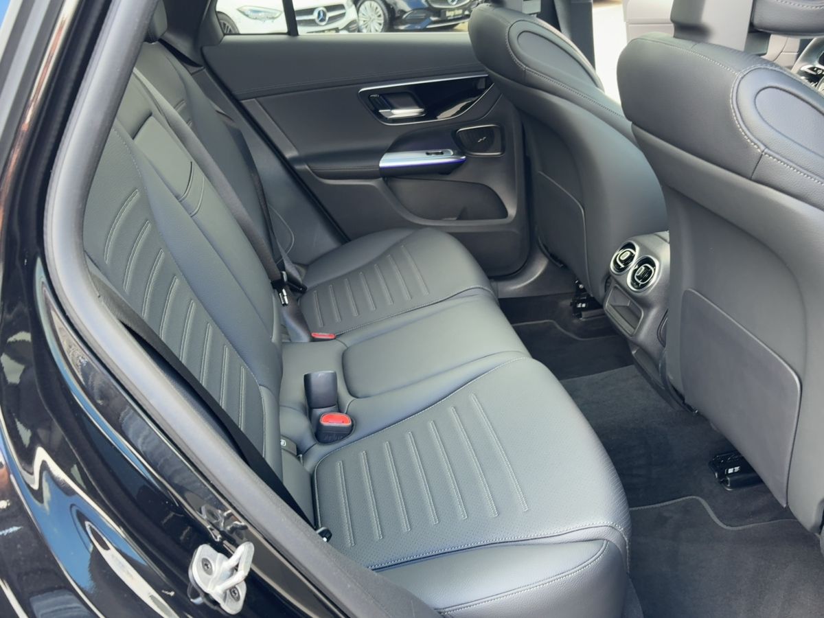 Mercedes-Benz GLC 220 d 4M AMG ADV. PLUS+NIGHT+AHK+PANO+360°++