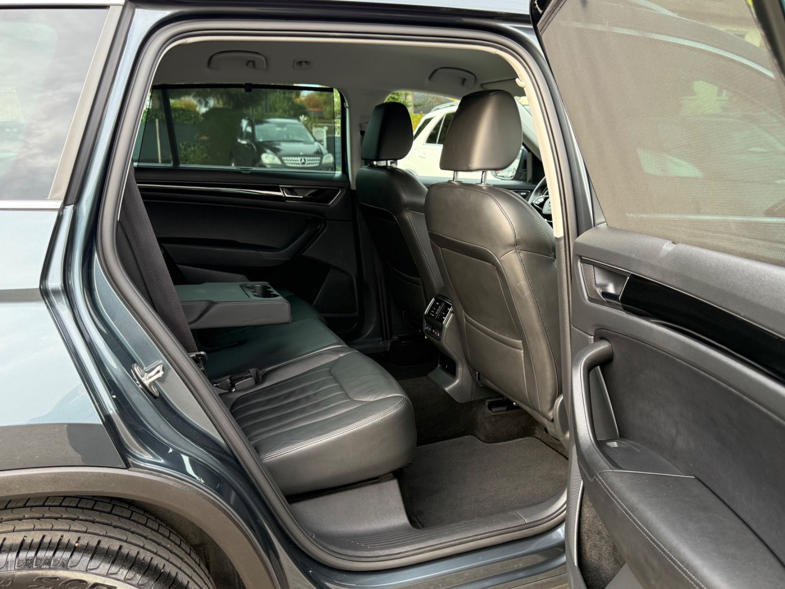 Skoda Kodiaq L&K 4x4*360° Kamera+ACC+AHK+Canton*