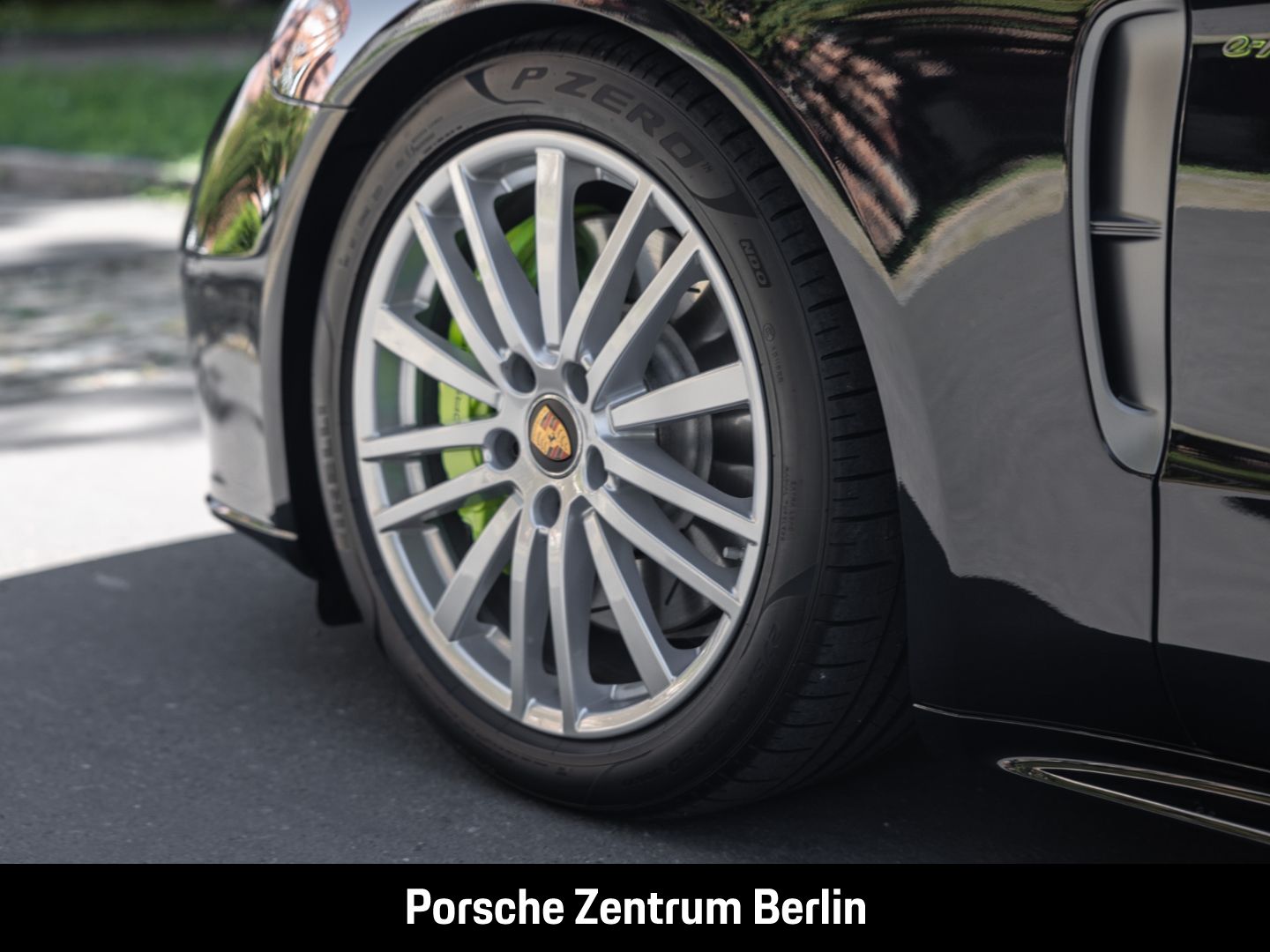 Porsche Panamera 4 E-Hybrid Platinum Edition InnoDrive