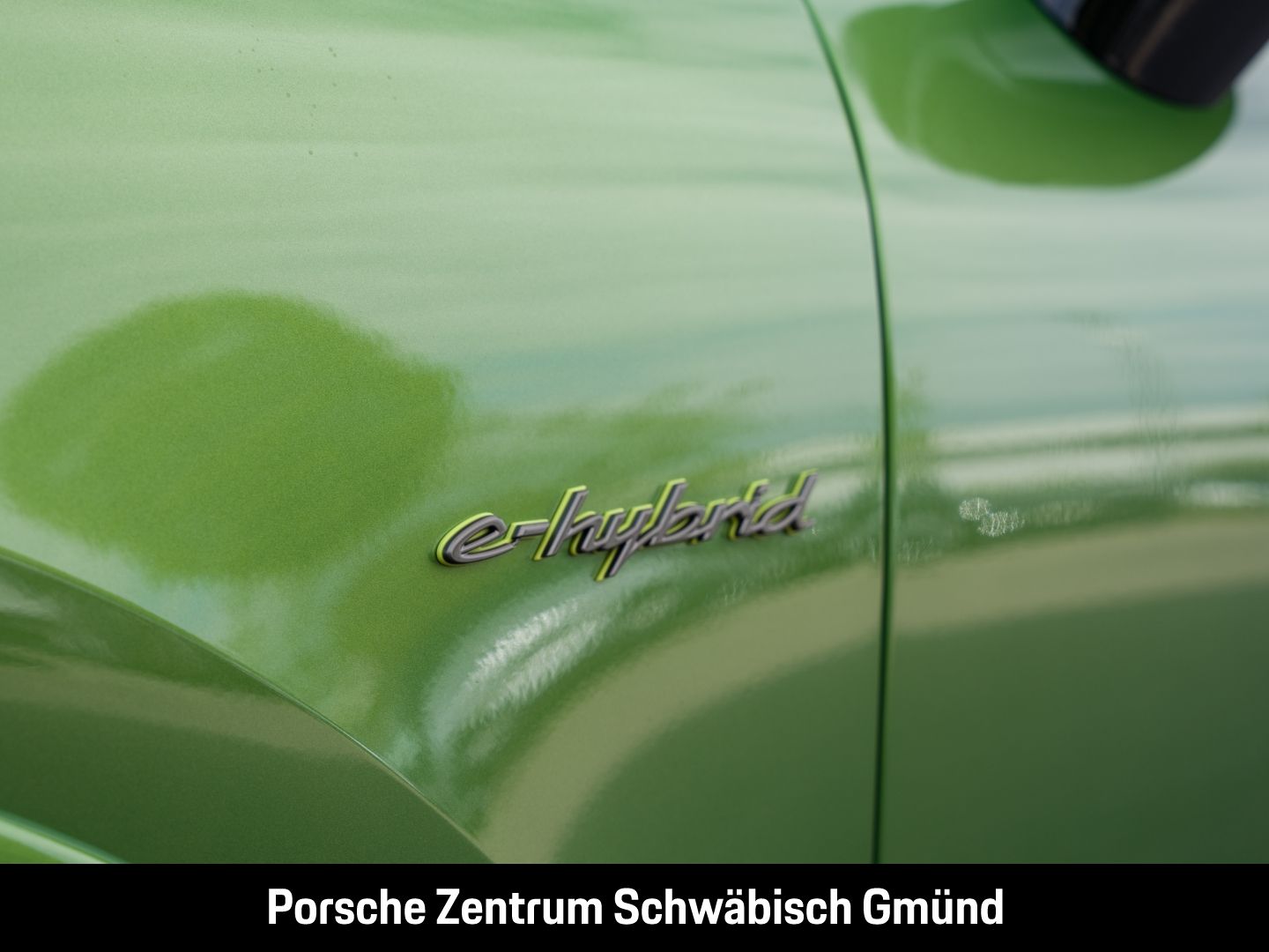 Porsche Cayenne Turbo E-Hybrid Burmester Nachtsicht PDCC