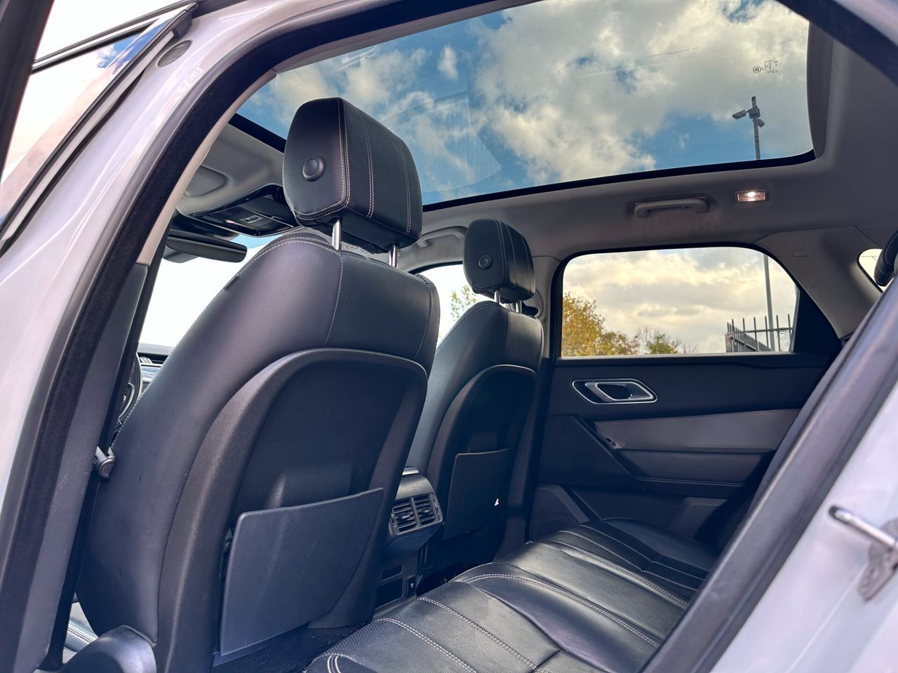 Range Rover Velar 2.0 Si4 BENZINA - Samsaru's Car Outlet