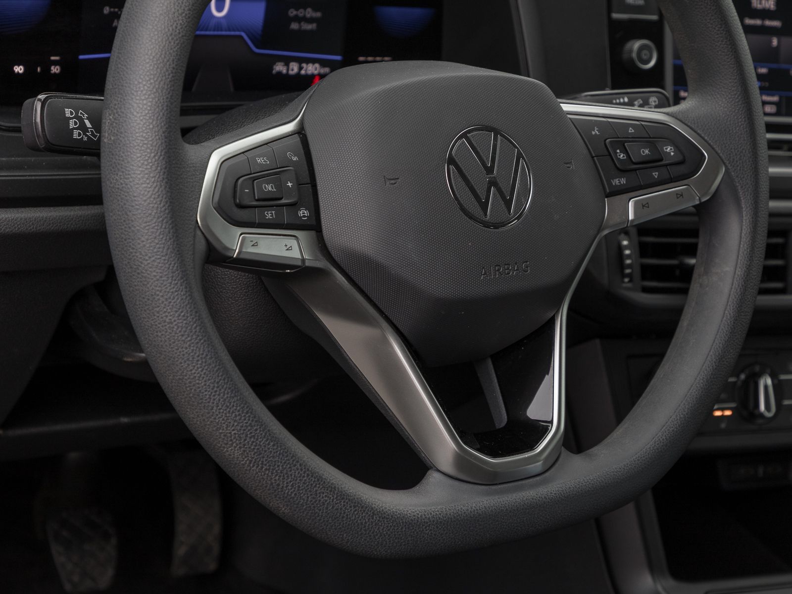 Volkswagen Taigo 1.0 TSI - Samsaru's Car Outlet