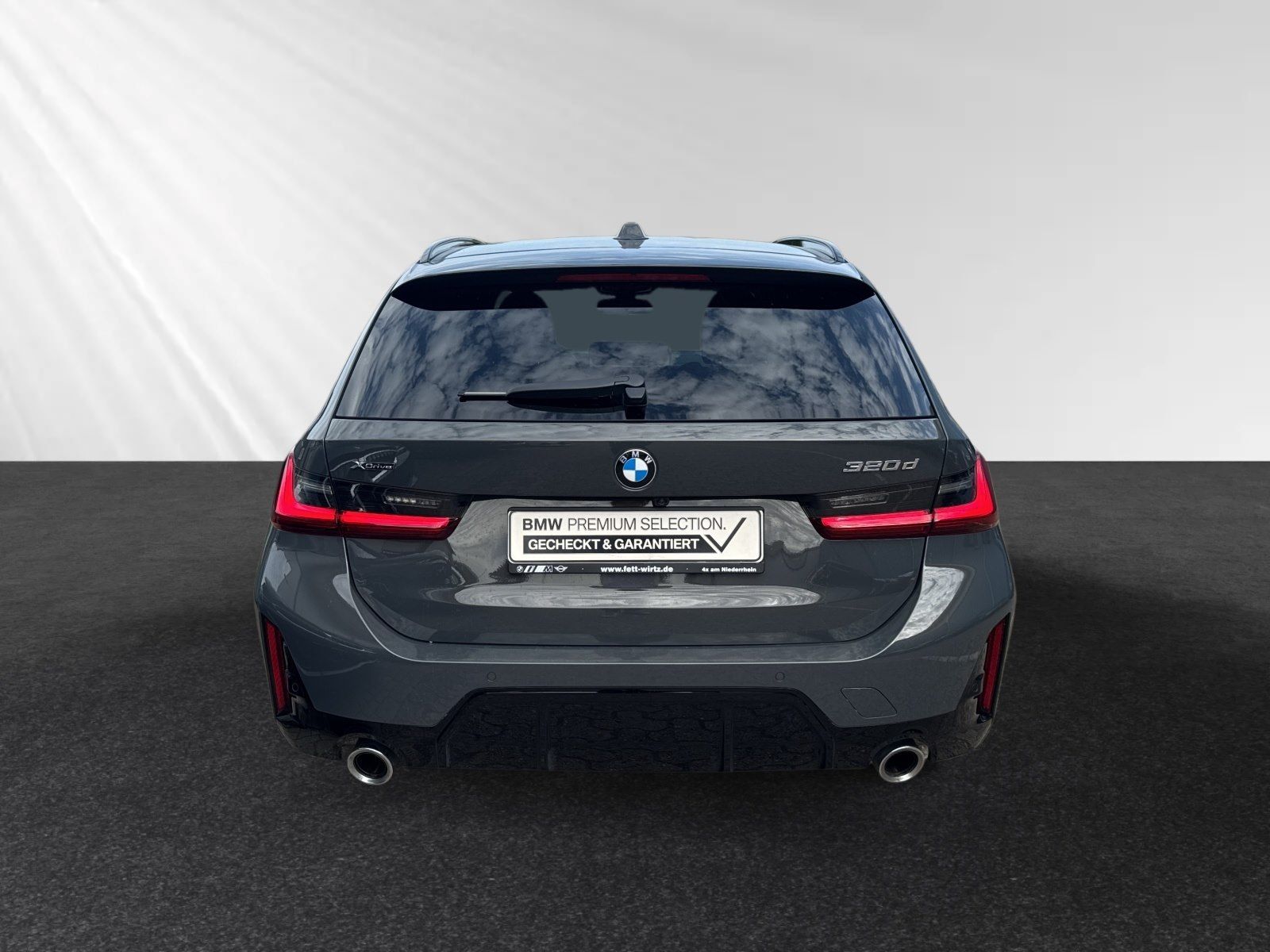 BMW 320d xDrive Touring Inkl. € 1.190 Zubehörbonus*