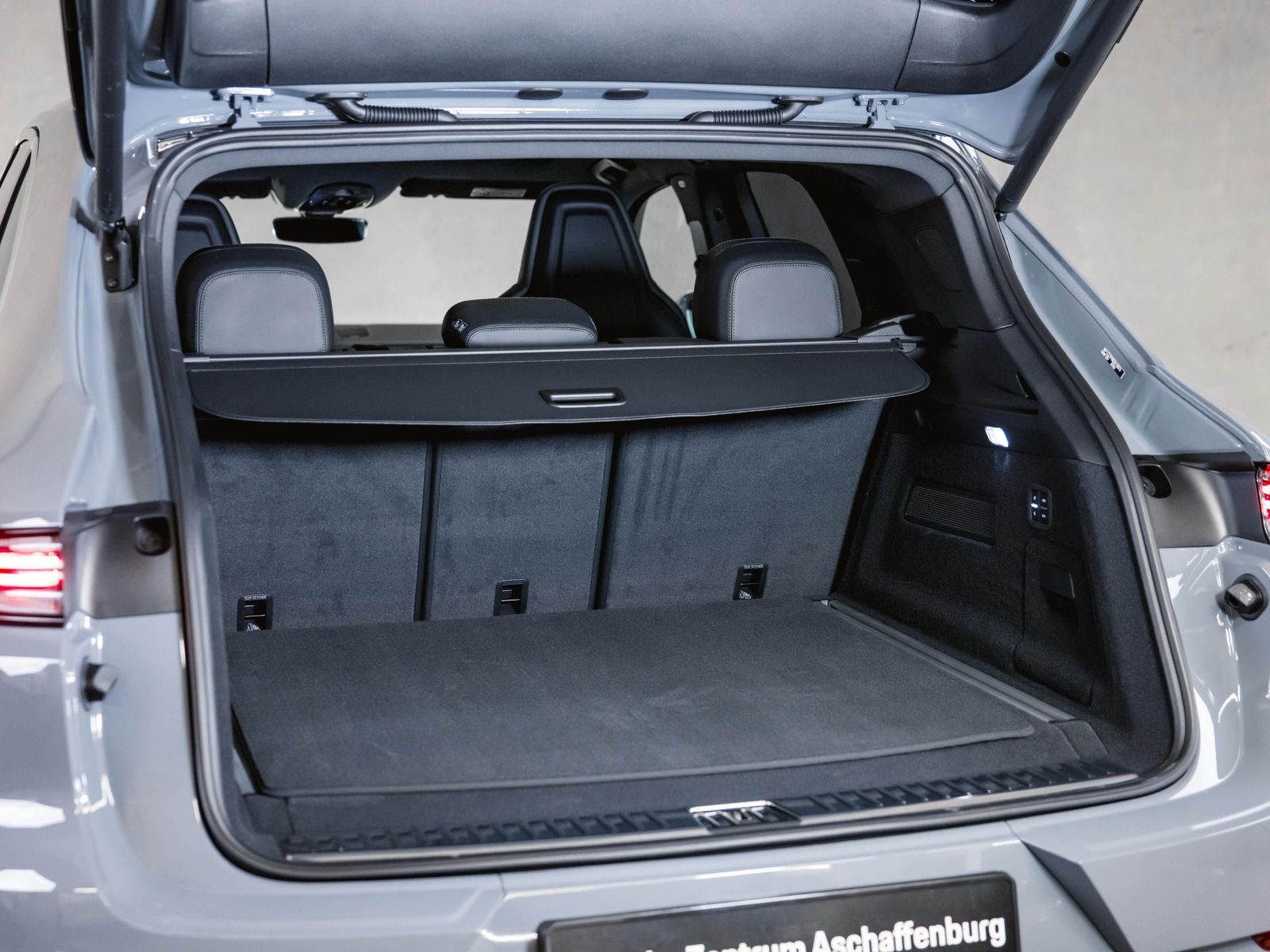 Porsche Cayenne E-Hybrid Sportabgasanlage Panoramadach