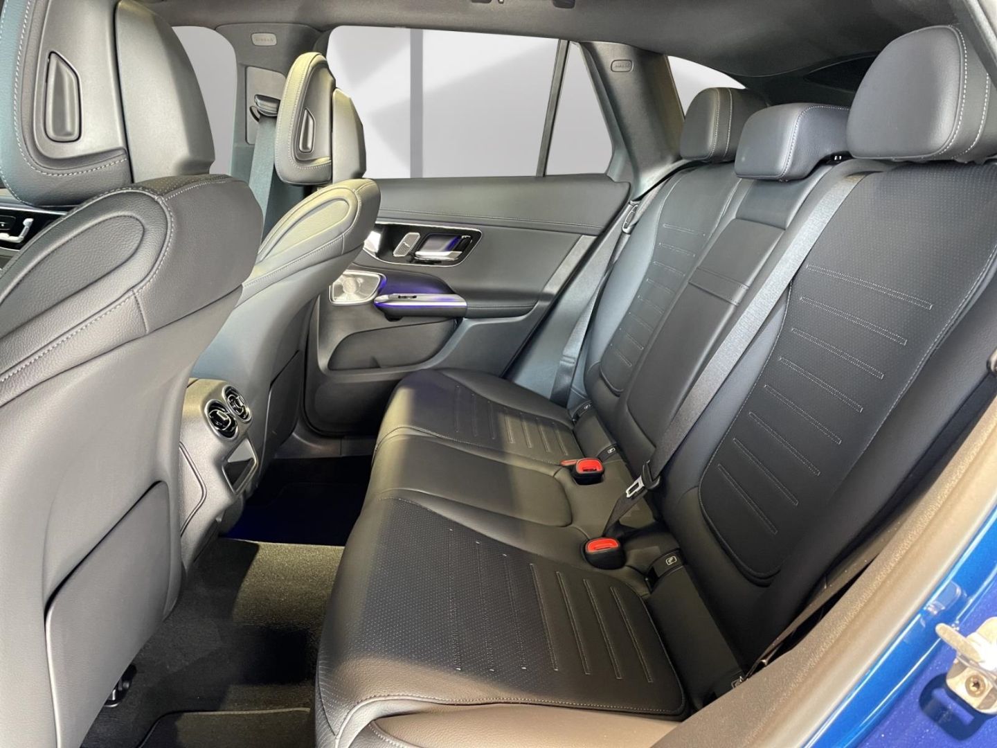 Mercedes-Benz GLC 300 d 4M AMG ADVANCED AHK PANO 360°FAP BURM