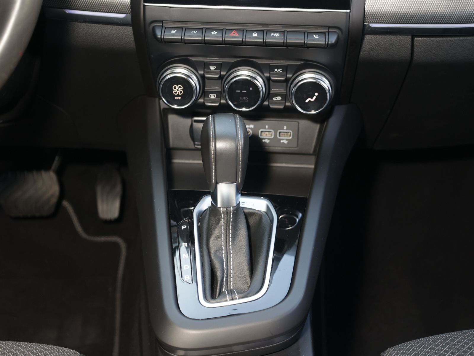 Renault Arkana E-TECH 145 Hybrid Intens - Samsaru's Car Outlet