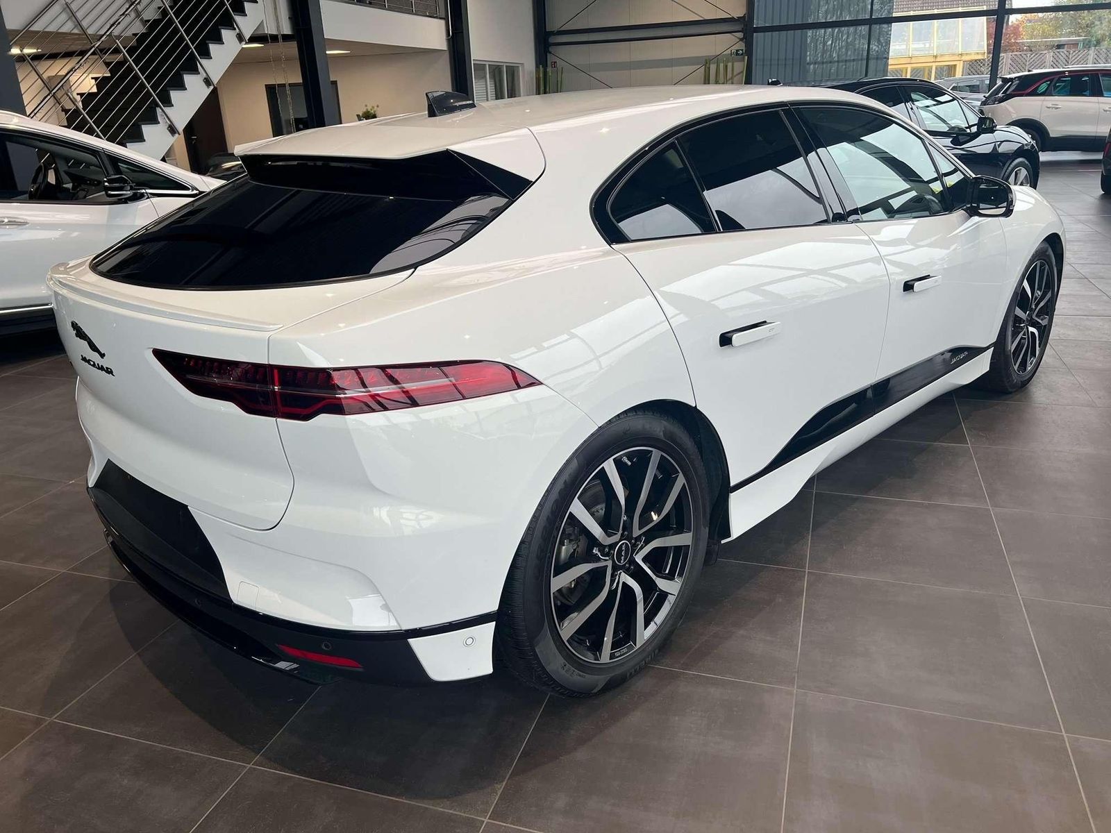 Jaguar I-Pace BLACK PACK+LUFTFAHRWERK+HEAD-UP+ KAMERAS+