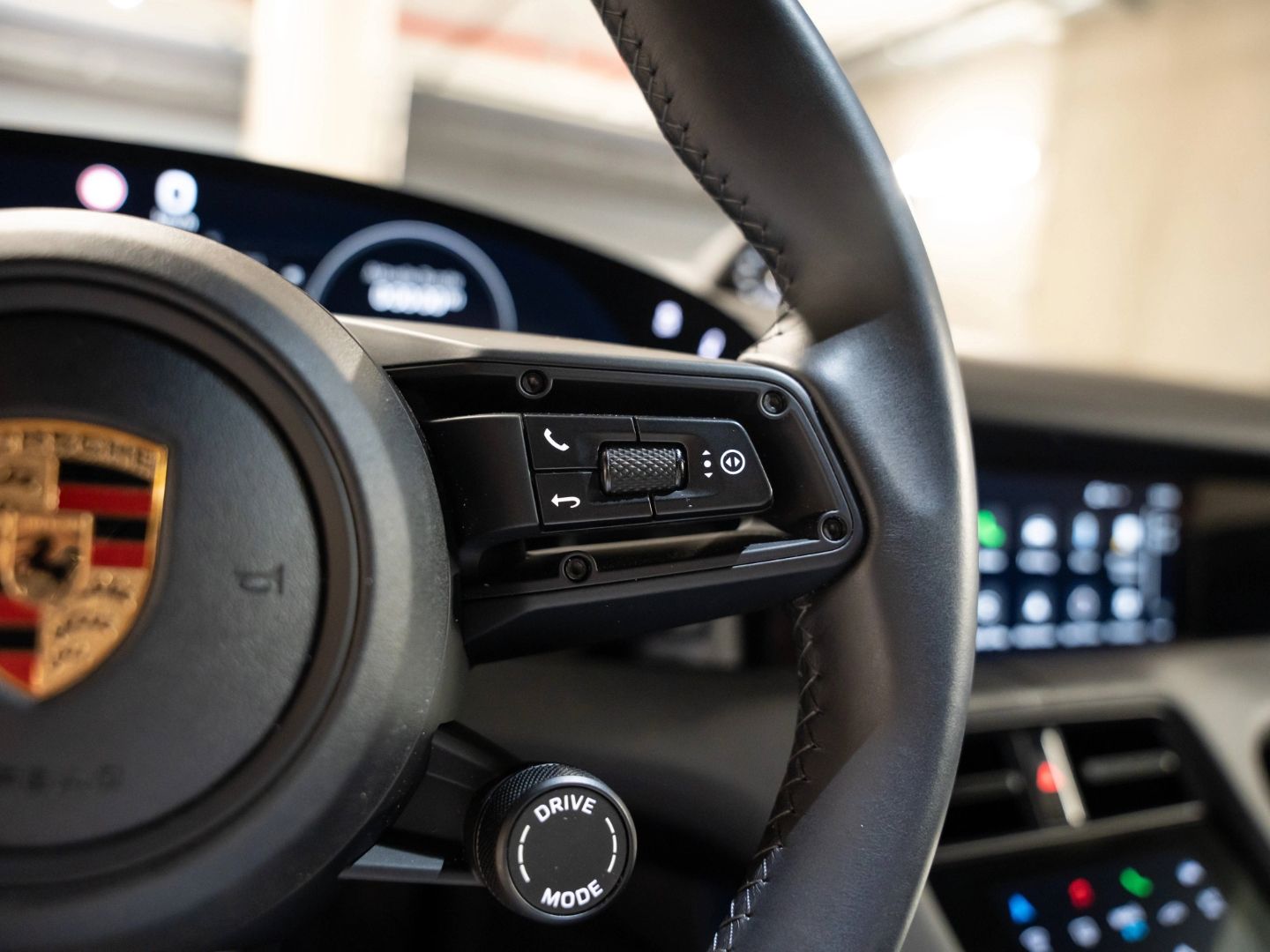 Porsche Taycan 4S Sport Chrono Paket InnoDrive BOSE