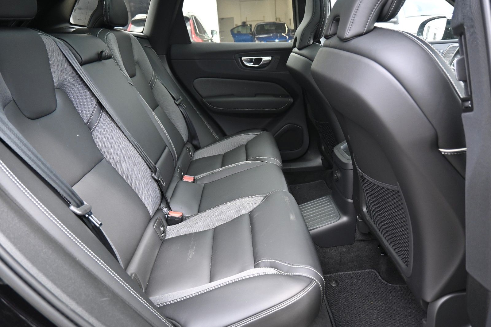 Volvo XC60 T6 RC AWD Plus Black Edition*360°*ACC*AHK