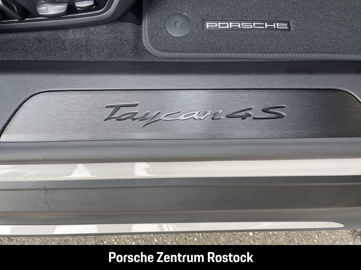 Porsche Taycan 4S Sport Turismo InnoDrive LED-Matrix