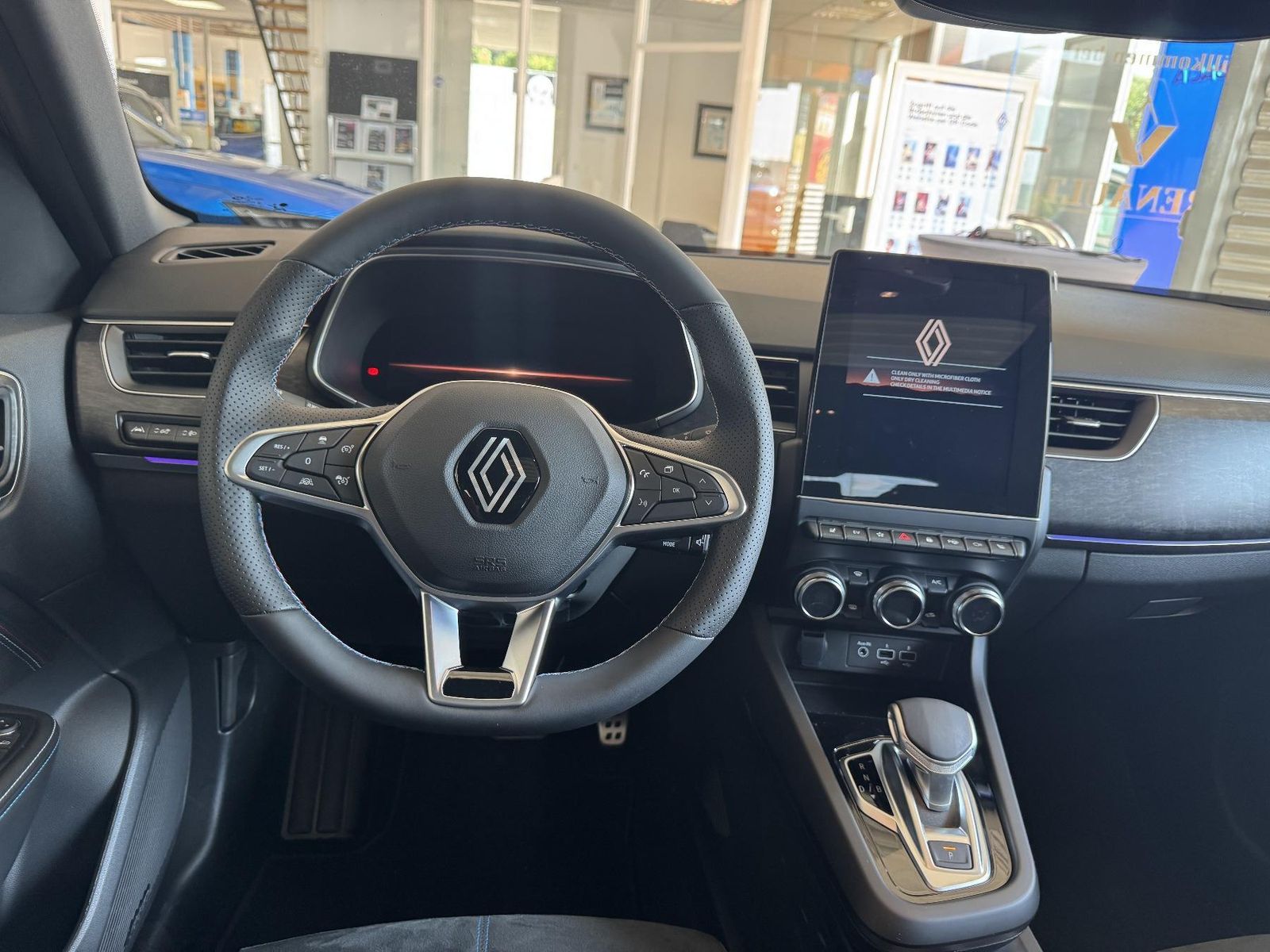 Renault Arkana ESPRIT ALPINE Full Hybrid - Samsaru's Car Outlet