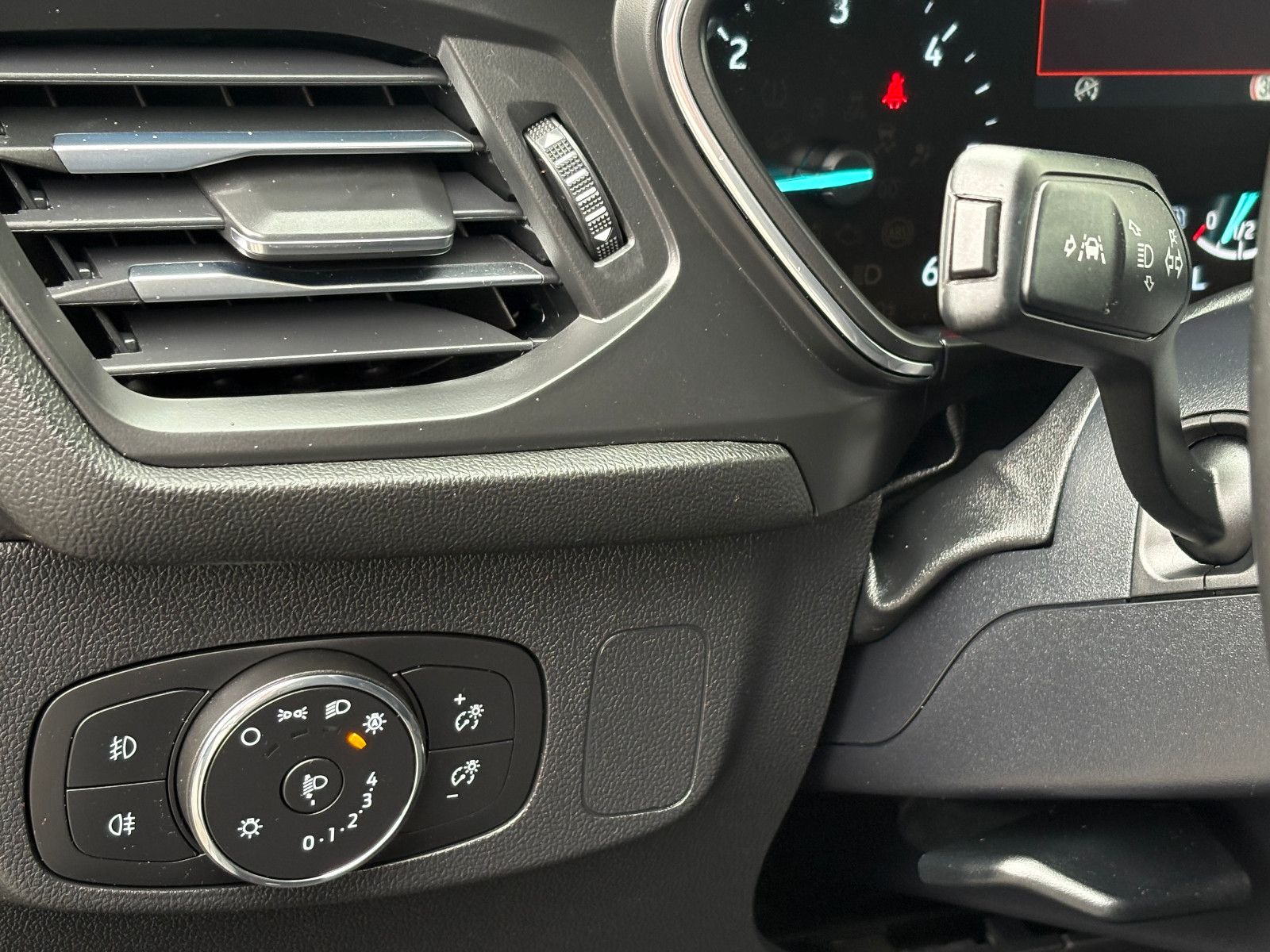Ford Focus 1.5 EcoBlue AUT. Turnier Titanium KAM AHK