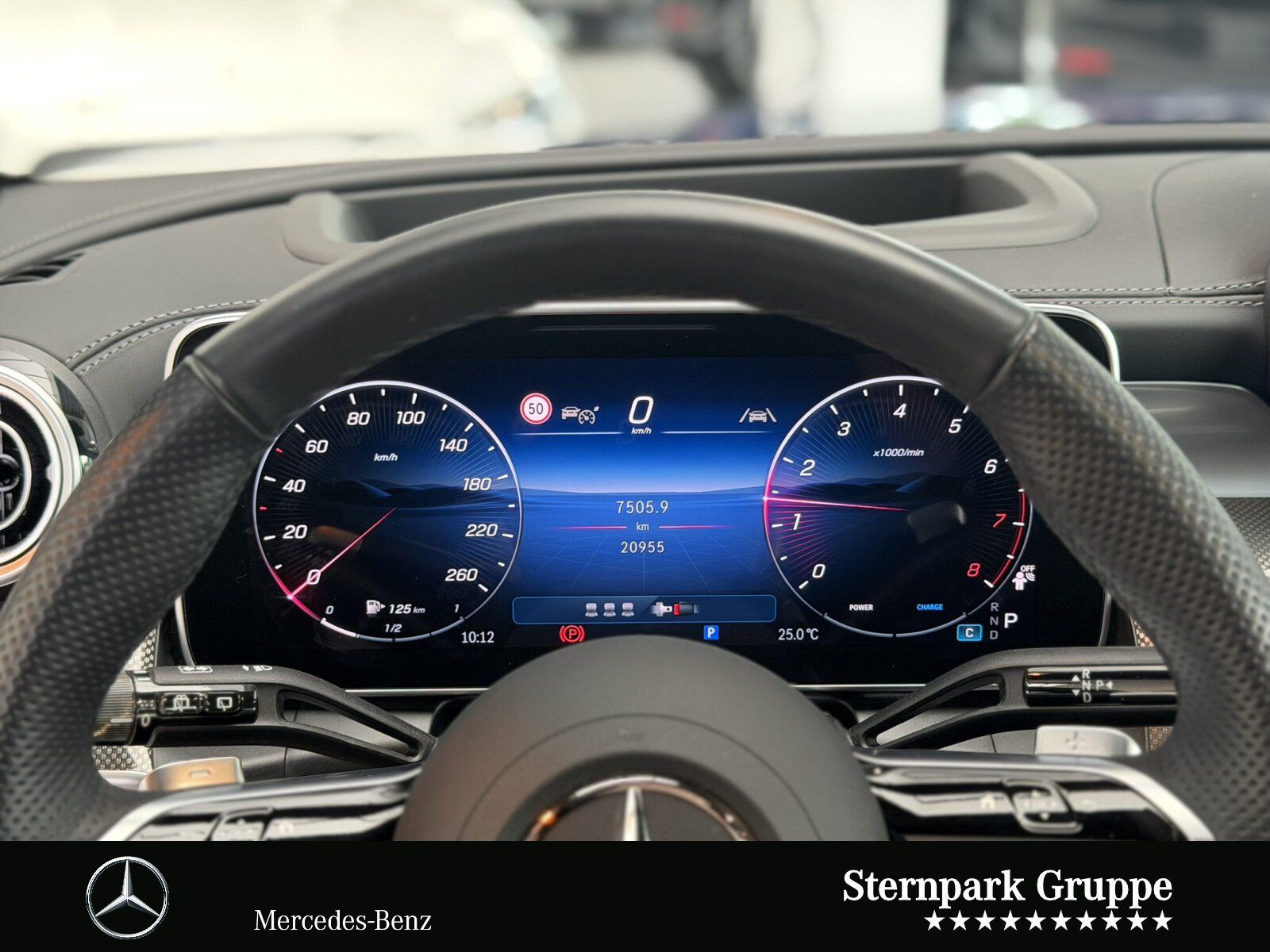 Mercedes-Benz GLC 300 4M AMG*Std-Hzg*AHK*Night*Burm3D*Pano*20"