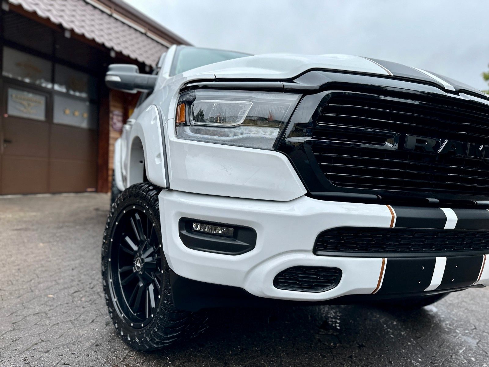 Dodge LIFT*LPG*4X4*OFF-ROAD*LARAMIE*LED*AHK*NAVI*