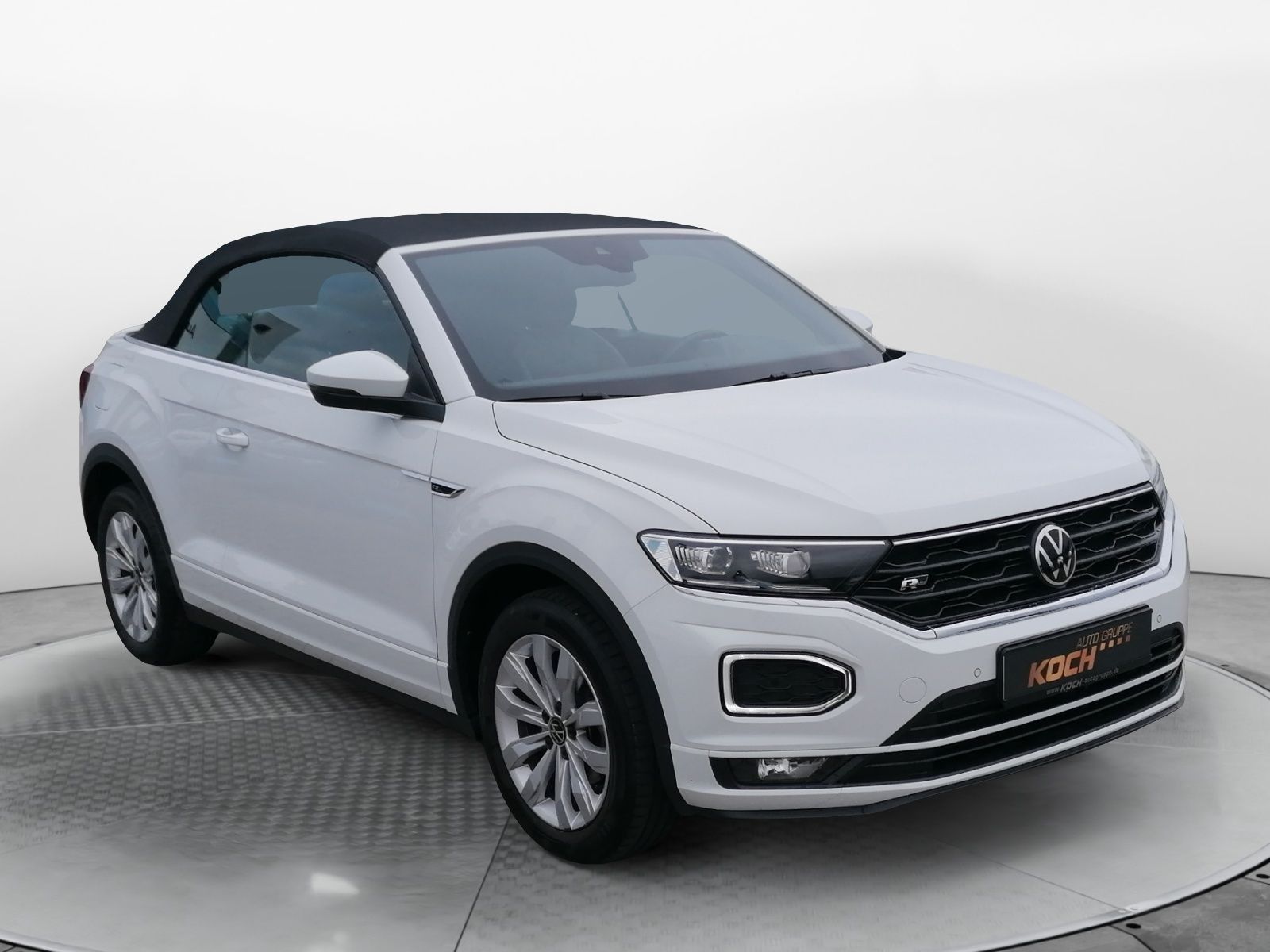 Volkswagen T-Roc 1.5TSI R-Line - Samsaru's Car Outlet