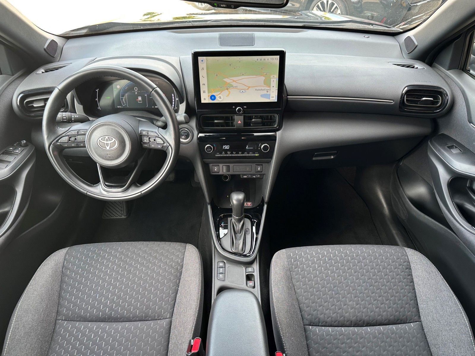 Toyota Yaris Cross Hybrid Team Deutsch. SAFETY+WINTER
