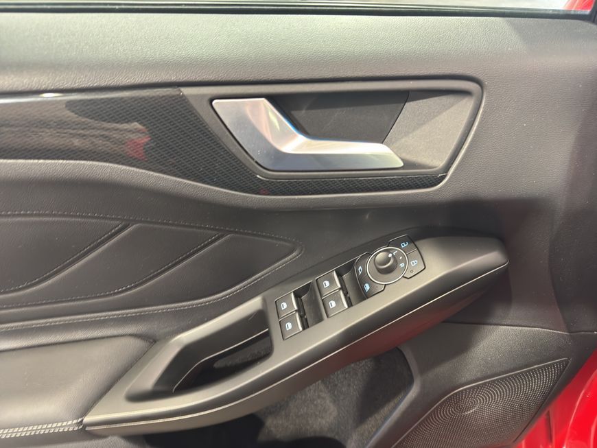 Ford Focus 1.0 EcoBoost Hybrid Aut. ST-LINE VIGNALE