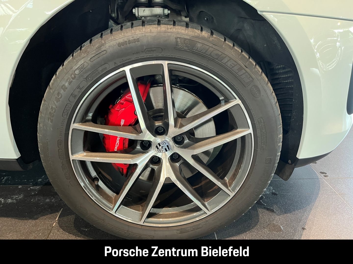 Porsche Macan S Luftfederung Panorama Rückfahrkamera LED
