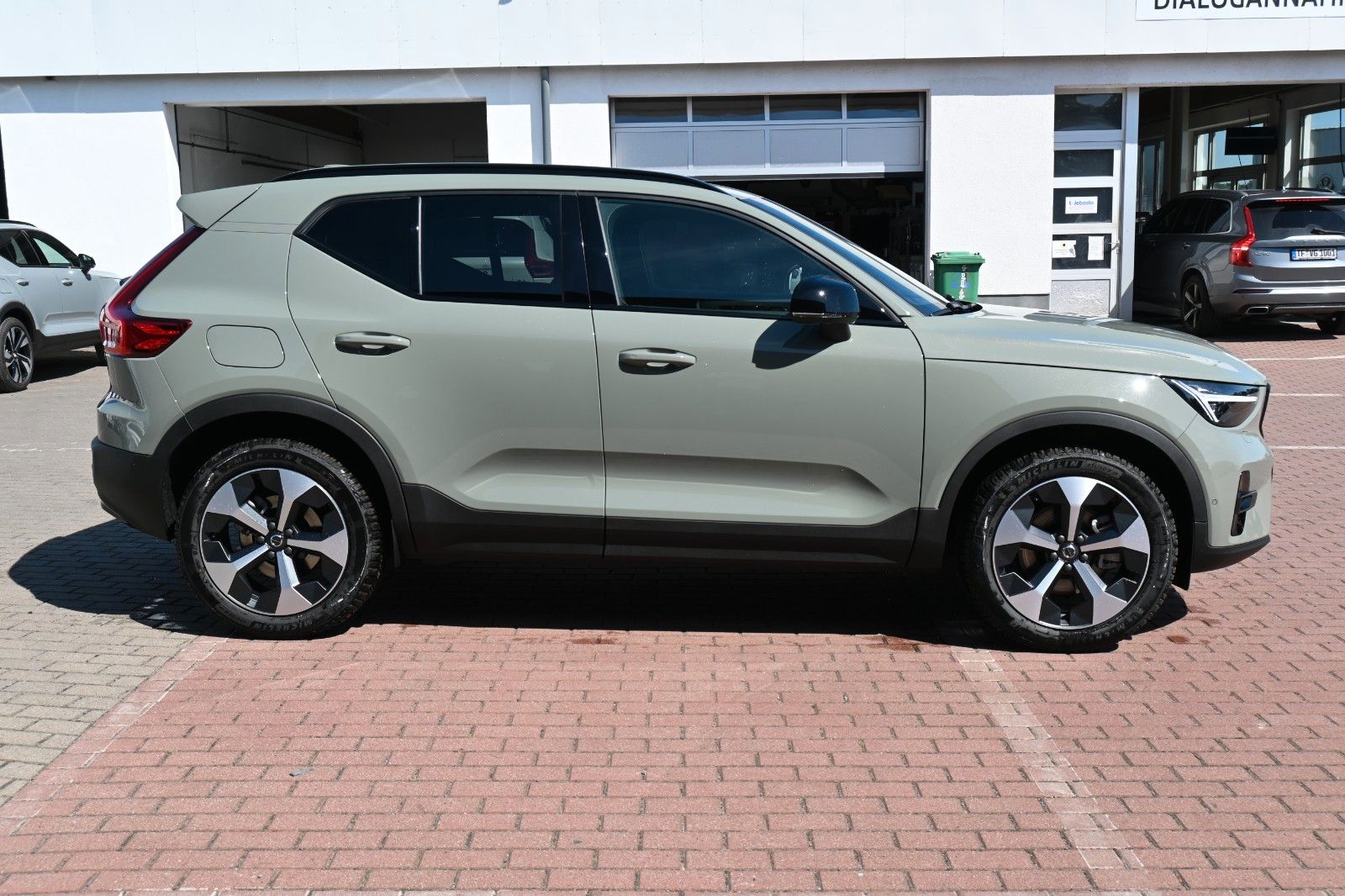 Volvo XC40 B4 DKG Plus Dark*FSHZG*360°*ACC*Allwetter*