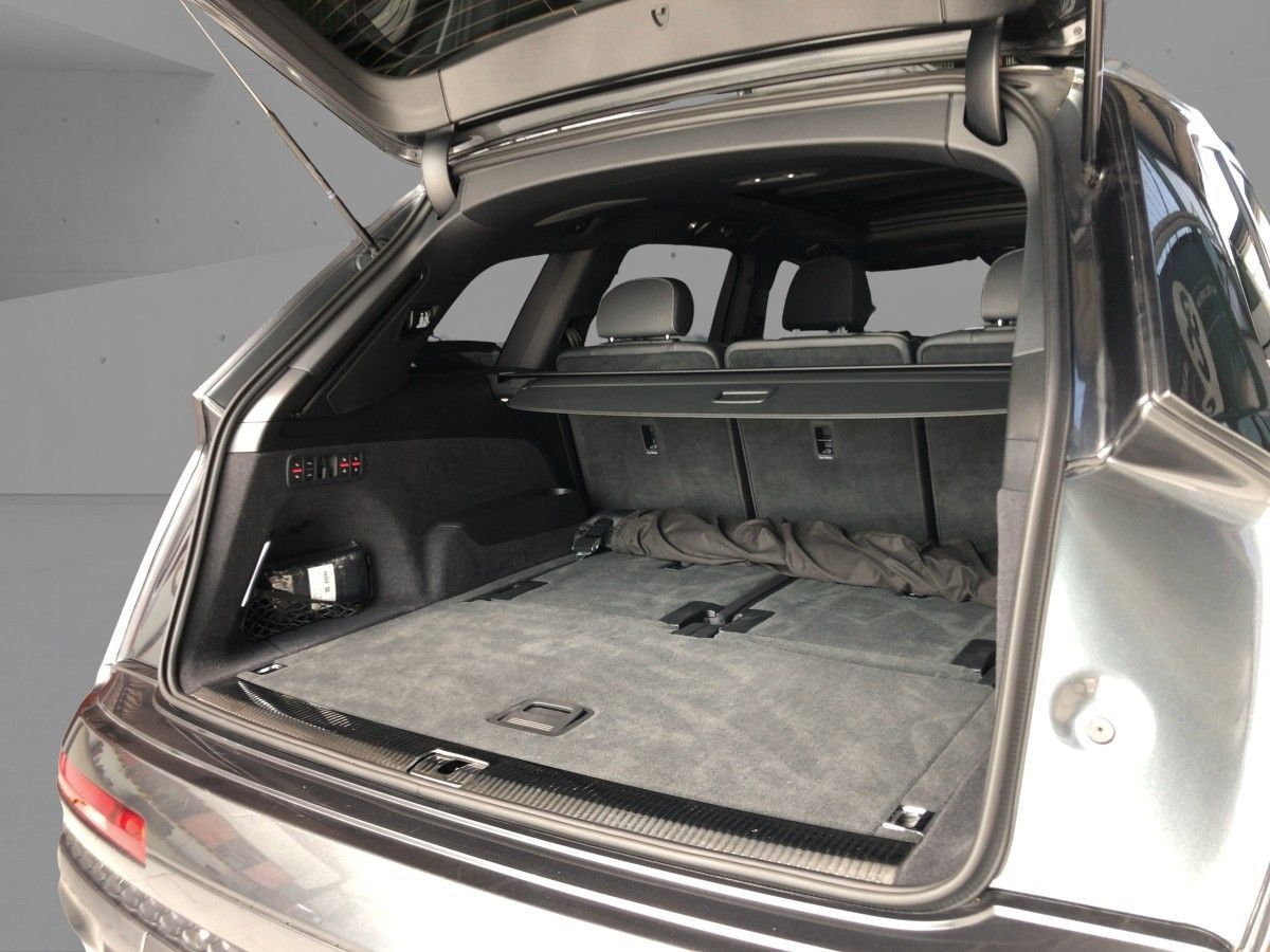 Audi Q7 S-Line 55TFSI qu 7SITZE AHK PANO STHZ 5J.GAR.
