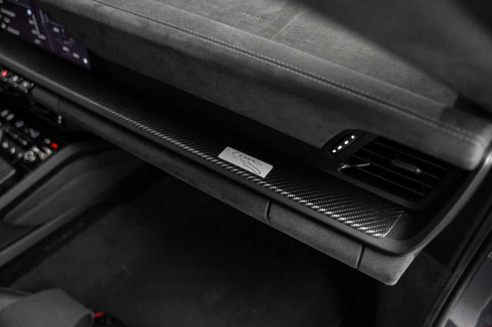 Porsche 992 GT3 - Samsaru's Car Outlet
