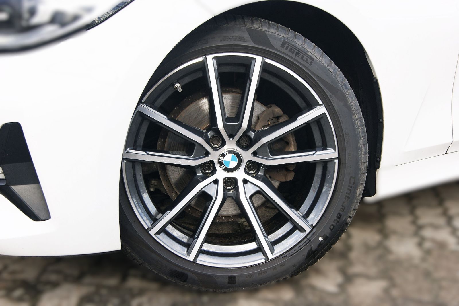 BMW 320d LIM SPORT-LINE - Samsaru's Car Outlet