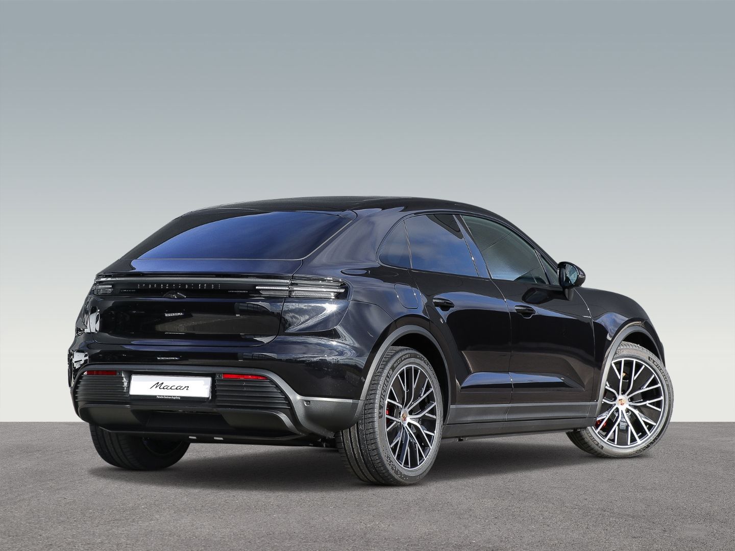 Porsche Macan 4S Surround-View LED-Matrix Abstandstempom