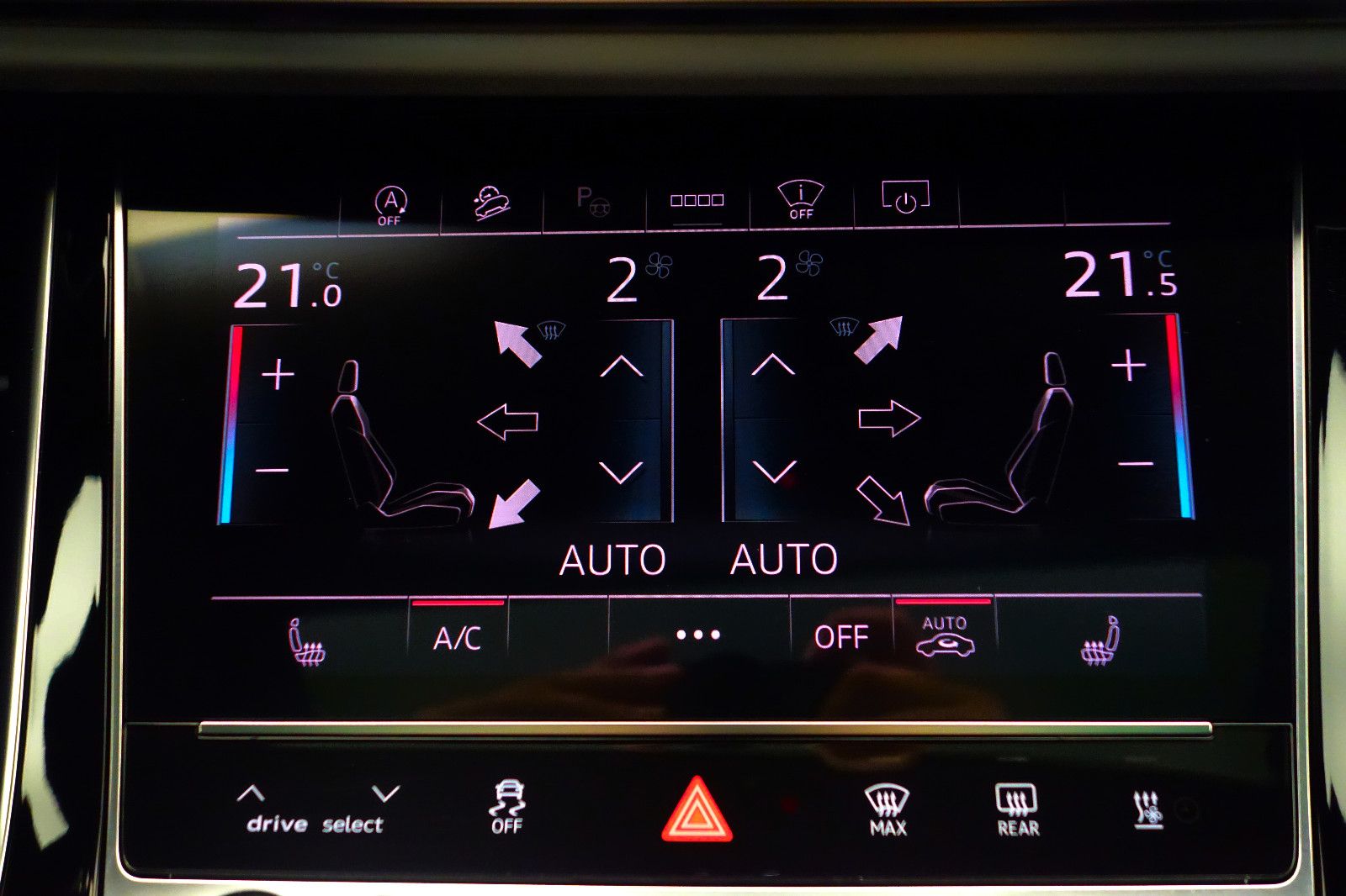 Audi Q7 50 TDI quattro S LINE BLACK+360°+PDACH+7SITZE