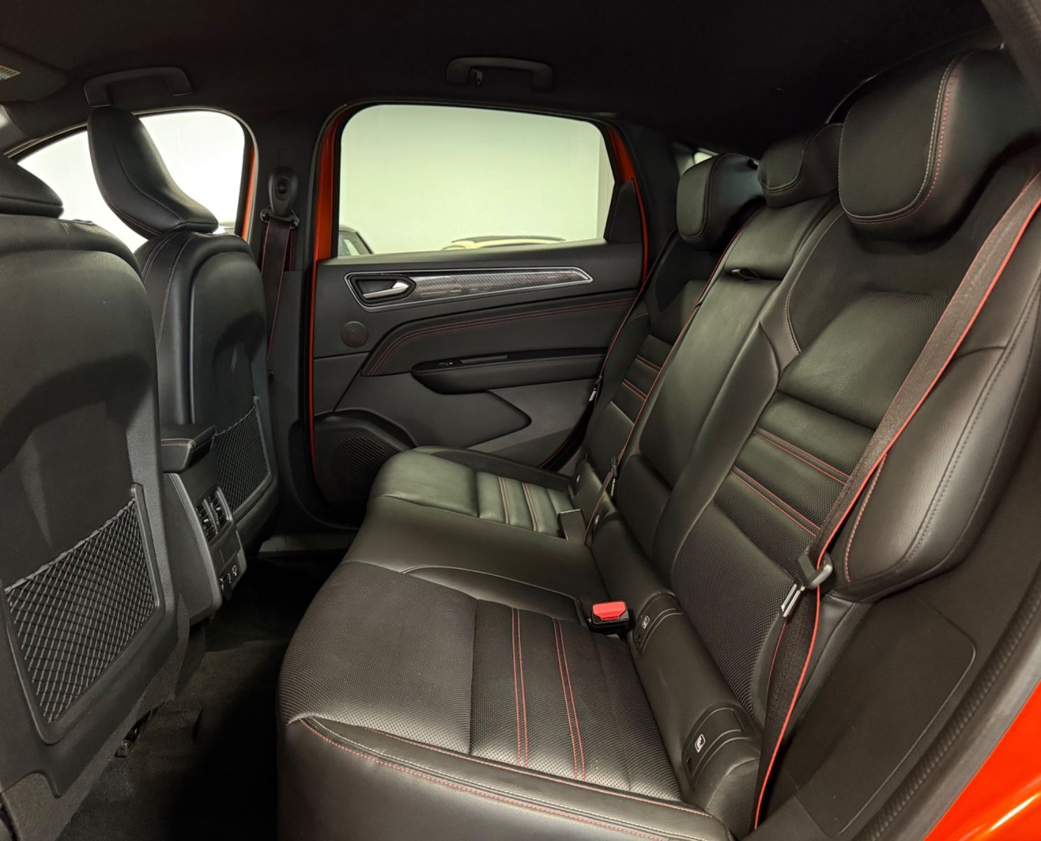 Renault Arkana Mild Hybrid R.S. Line - Samsaru's Car Outlet